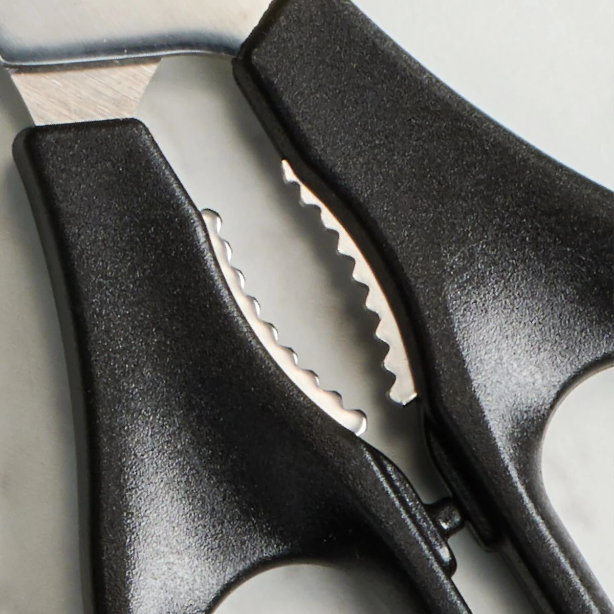 Tramontina Kitchen Shears 3 Tramontina Kitchen Shears - Image 3