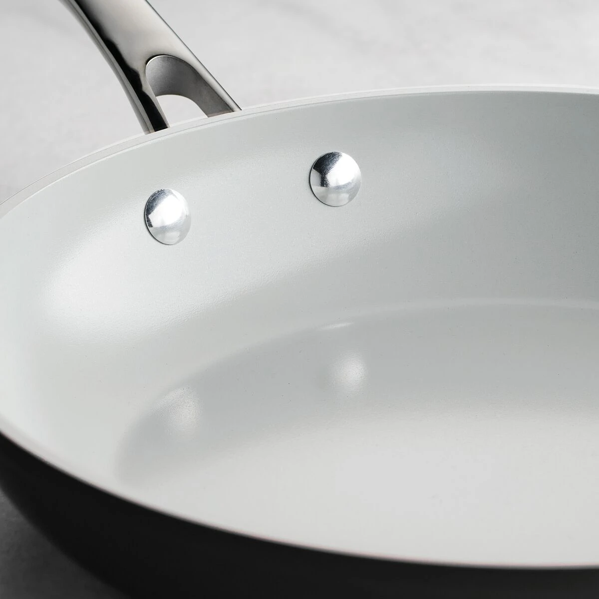 Tramontina 10 Pc Cold-Forged Induction Ceramic Cookware Set - Black 4 Tramontina 10 Pc Cold-Forged Induction Ceramic Cookware Set - Black - Image 4