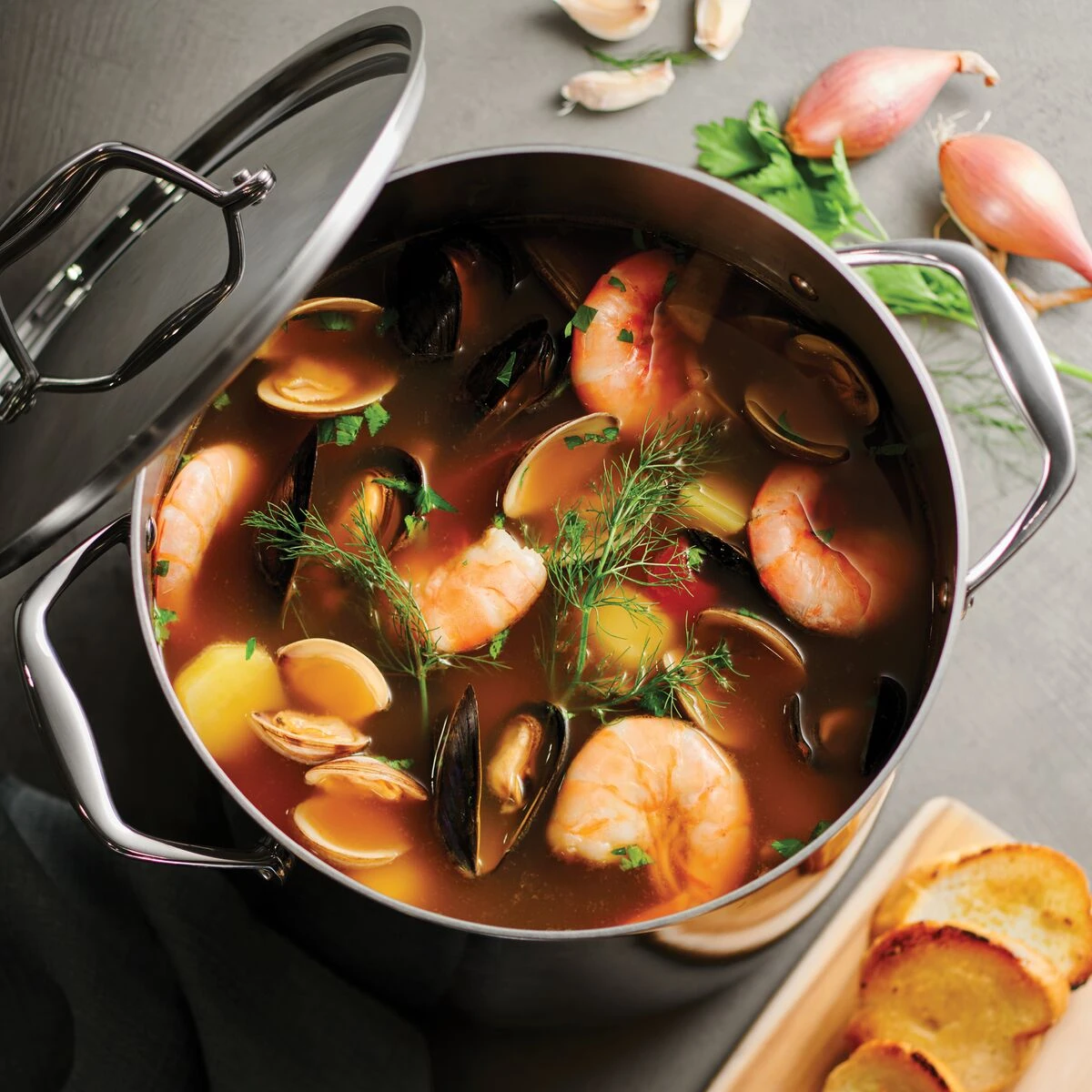 Tramontina 8 Qt Tri-Ply Clad Stainless Steel Covered Stock Pot 1 Tramontina 8 Qt Tri-Ply Clad Stainless Steel Covered Stock Pot